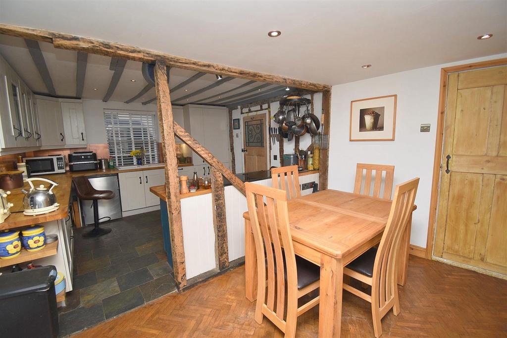 Dining Room.JPG