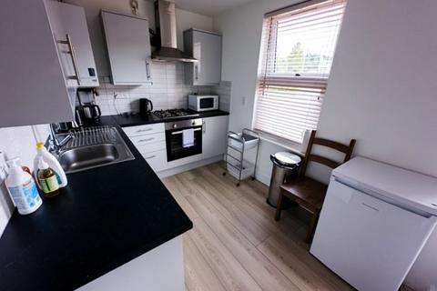 4 bedroom terraced house to rent, London W12