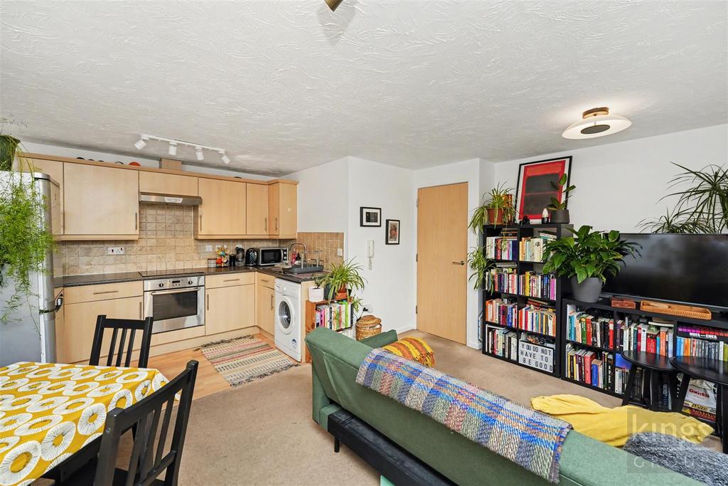 Living Room/Kitchen