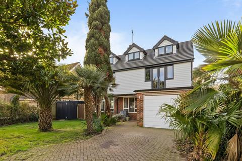 5 bedroom detached house for sale, Golden Avenue, East Preston, BN16
