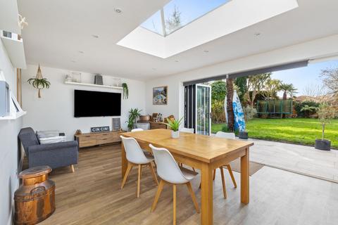 5 bedroom detached house for sale, Golden Avenue, East Preston, BN16