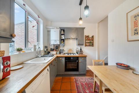 2 bedroom terraced house to rent, Littleworth,  Oxford,  OX33
