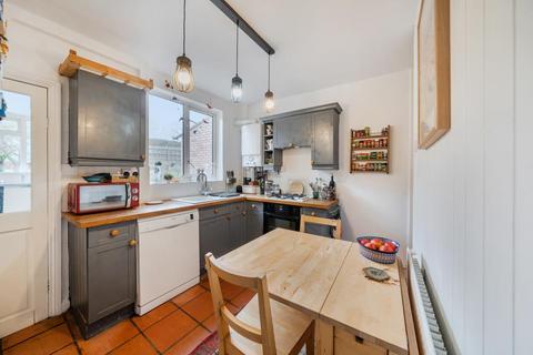 2 bedroom terraced house to rent, Littleworth,  Oxford,  OX33