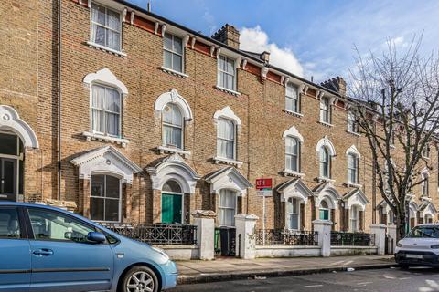 3 bedroom flat for sale, Kingsgate Road, West Hampstead, London, NW6