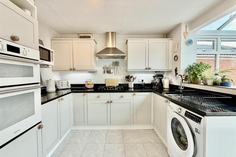2 bedroom semi-detached bungalow for sale, Barrowby Gate, Stratton, Swindon