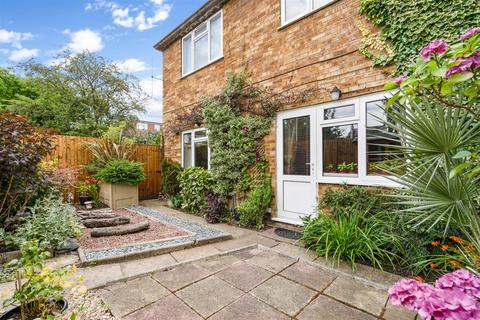 1 bedroom maisonette to rent, Highview Close, Hertfordshire EN6
