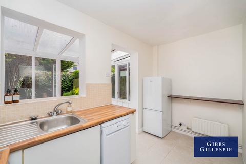 2 bedroom terraced house to rent, Jefferson Close, London, W13