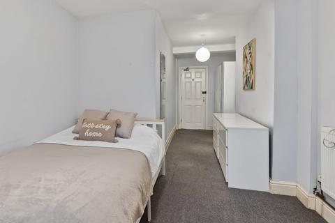 undefined, Wake Street, Devon PL4