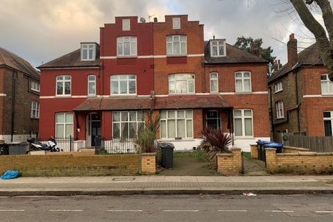 Chatsworth Road, Kilburn, NW2