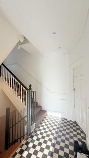 2 bedroom flat to rent, Chatsworth Road, Kilburn, NW2