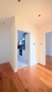 2 bedroom flat to rent, Chatsworth Road, Kilburn, NW2
