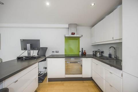 undefined, Battlebridge Court, Kings Cross, N1