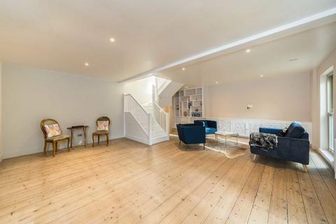 undefined, Petersham Road, Petersham TW10