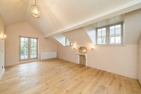 undefined, Petersham Road, Petersham TW10