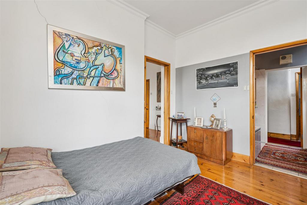 Burlington Gardens, W4 - FOR SALE