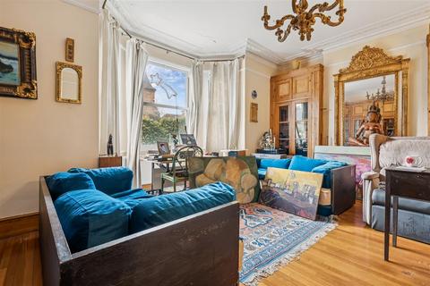 undefined, Burlington Gardens, London, W4
