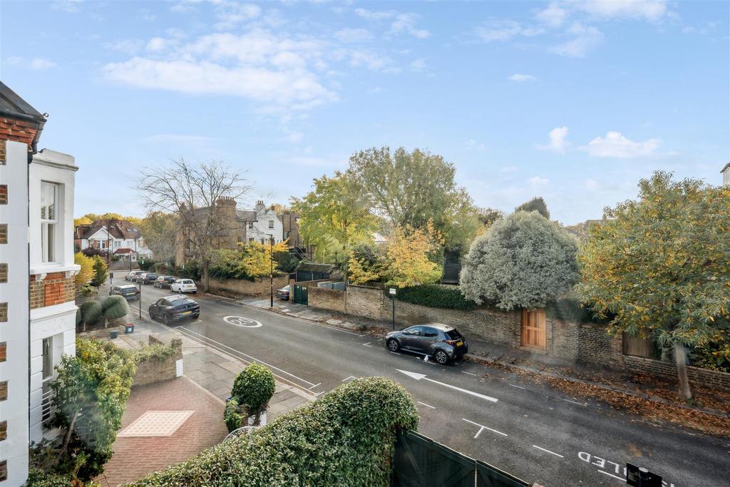 Burlington Gardens, W4 - FOR SALE