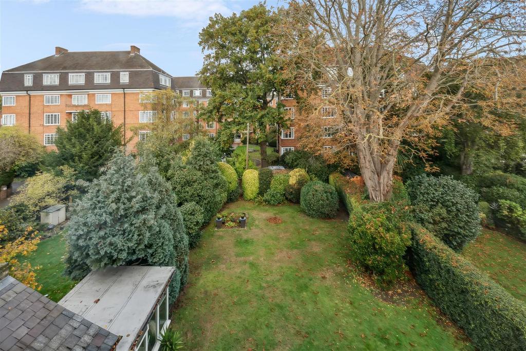 Burlington Gardens, W4 - FOR SALE