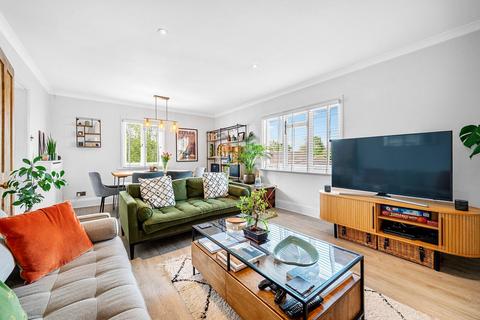 undefined, Rydens Road, Walton-on-Thames, KT12