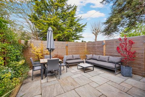 undefined, Rydens Road, Walton-on-Thames, KT12