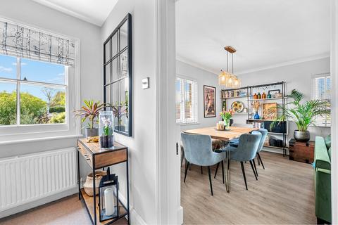 undefined, Rydens Road, Walton-on-Thames, KT12