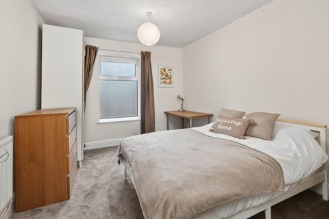 undefined, Wake Street, Devon PL4