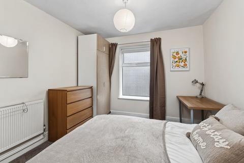 undefined, Wake Street, Devon PL4