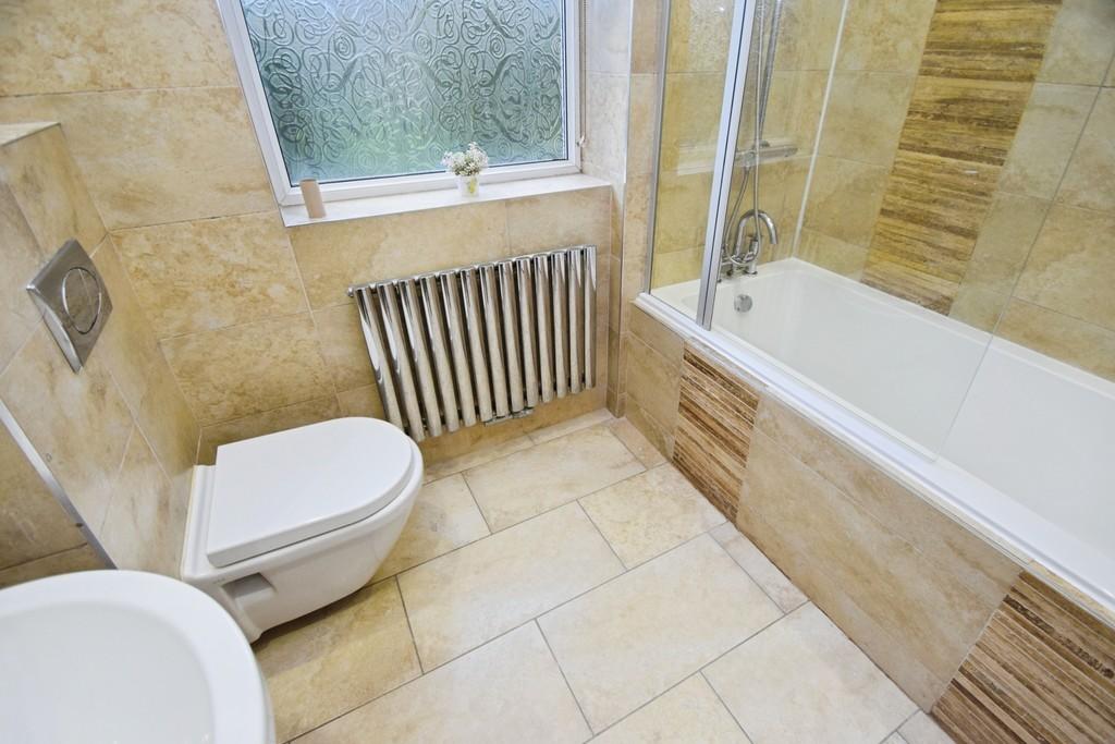 46833c31-Bathroom