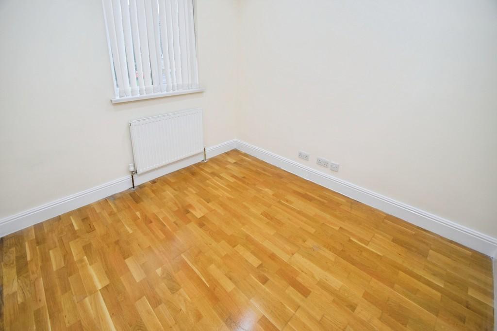 6b823162-Bedroom 204
