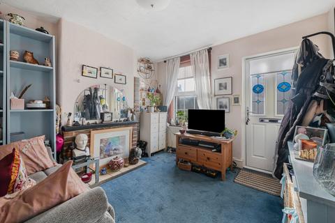2 bedroom end of terrace house for sale, Cliffe Road, South Croydon