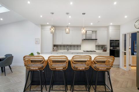 undefined, Abbotsbury Gardens, Pinner HA5