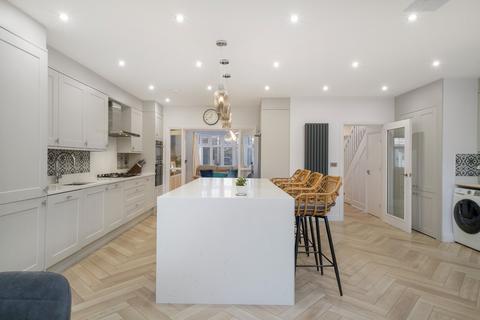 undefined, Abbotsbury Gardens, Pinner HA5