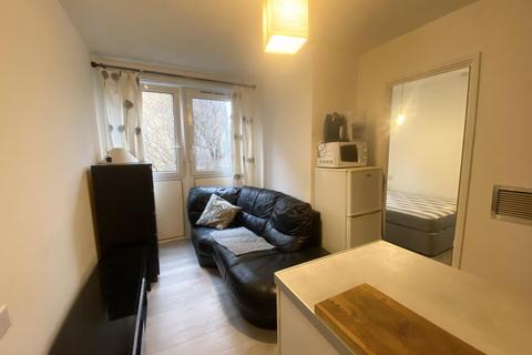 1 bedroom flat to rent, Hodister Close, London SE5