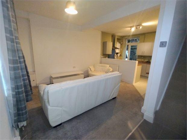Lounge/kitchen