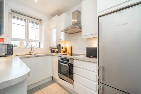 3 bedroom flat for sale, White City Estate, London W12