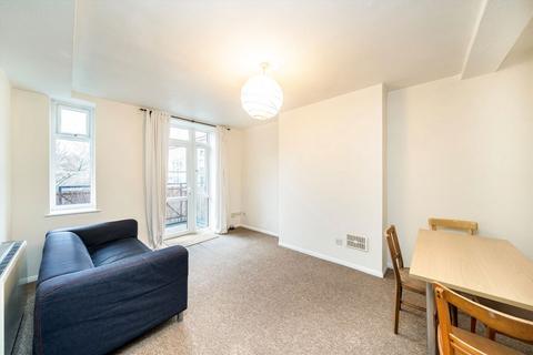 2 bedroom flat to rent, Rotherhithe Street, London SE16