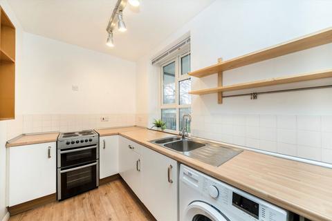 2 bedroom flat to rent, Rotherhithe Street, London SE16
