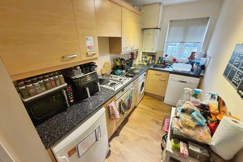 2 bedroom apartment for sale, Wedderburn Avenue, Basingstoke RG22