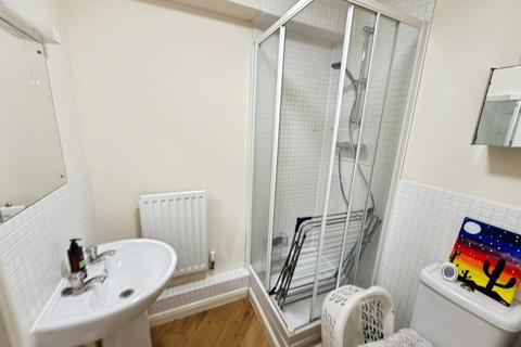 2 bedroom apartment for sale, Wedderburn Avenue, Basingstoke RG22