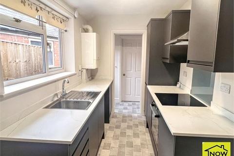 3 bedroom terraced house to rent, Friary Road, Newark,