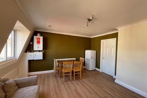 2 bedroom flat to rent, High Street, Wealdstone, Harrow