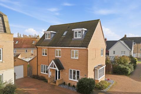 5 bedroom detached house for sale, Flitch Green, Dunmow, Essex, CM6