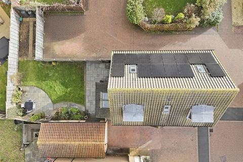 5 bedroom detached house for sale, Flitch Green, Dunmow, Essex, CM6