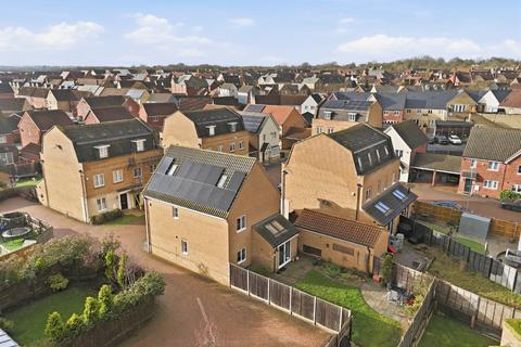 5 bedroom detached house for sale, Flitch Green, Dunmow, Essex, CM6