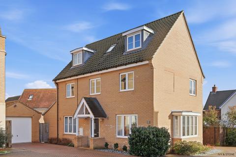 5 bedroom detached house for sale, Flitch Green, Dunmow, Essex, CM6