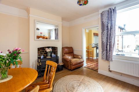 3 bedroom terraced house for sale, Park Road, Rushden NN10