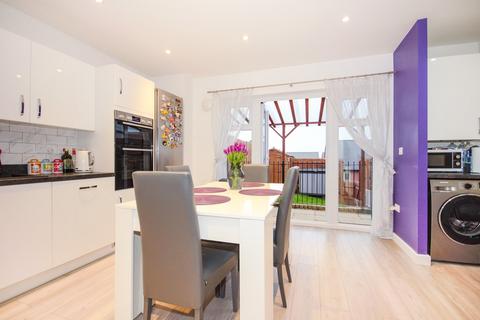 3 bedroom terraced house for sale, Magnolia Avenue, Eden Park, Rugby, CV21