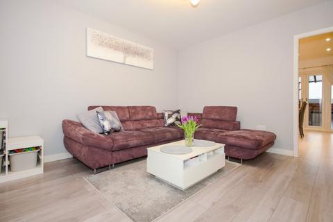 3 bedroom terraced house for sale, Magnolia Avenue, Eden Park, Rugby, CV21