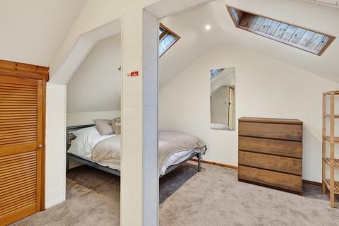 undefined, Wake Street, Devon PL4
