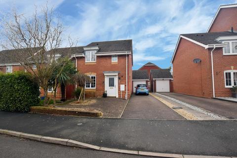 3 bedroom detached house for sale, Holbourn Crescent, Priorslee, Telford, TF2 9FD.